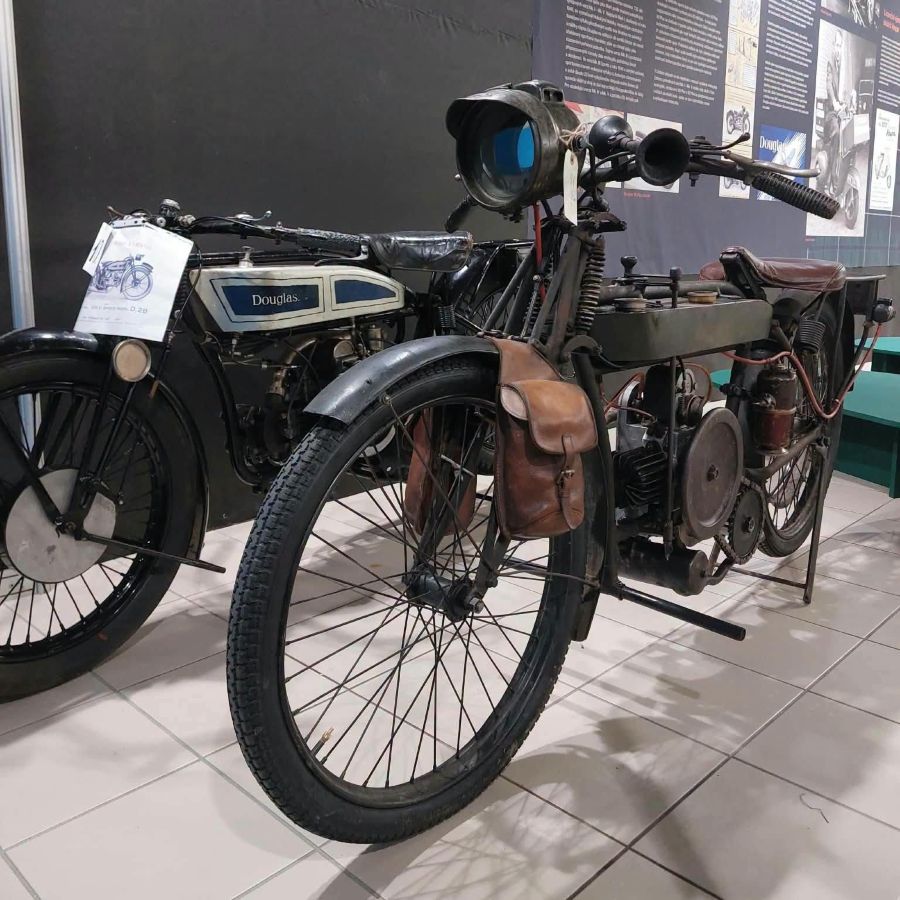 Technické muzeum v Brně vystaví vzácný Douglas z roku 1910 i motocykl Kamila Lhotáka