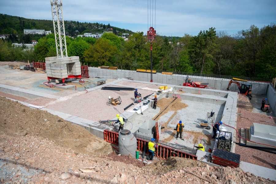 obrázek: V Bohunicích vzniká nový sportovní areál Masarykovy univerzity s oválem a víceúčelovou halou