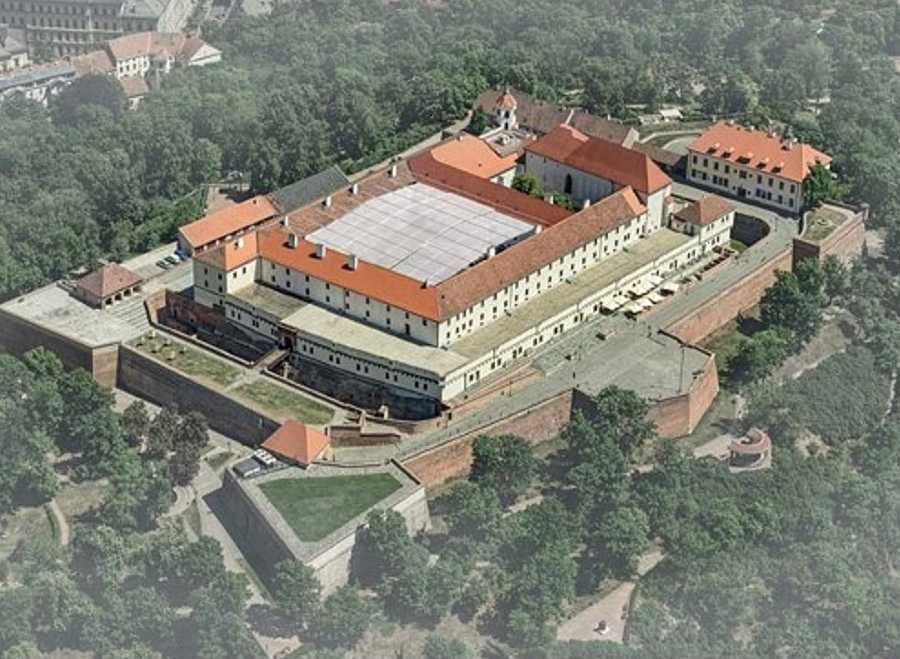 Zastřešení Špilberku: Brno chrání kulturu před rozmary počasí
