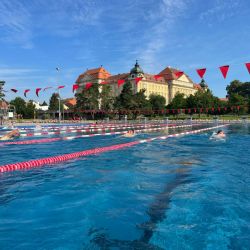 Znojmo zesiluje ochranu na plovárně Louka po útoku romských dětí
