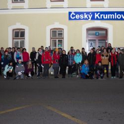 Padesátka poutníků překonala 30 km pro diecézní Charitu České Budějovice