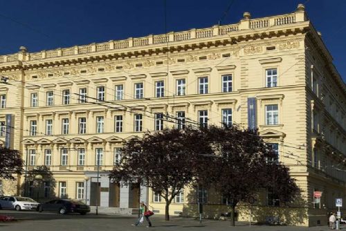Foto: MU Brno zvyšuje stipendia pro doktorandy na 25 tisíc měsíčně
