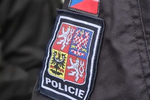 obrázek:Před dubnovým zápasem Opavy se Zbrojovkou měli napadnout policisty tři muži. Hrozí jim až čtyři roky
